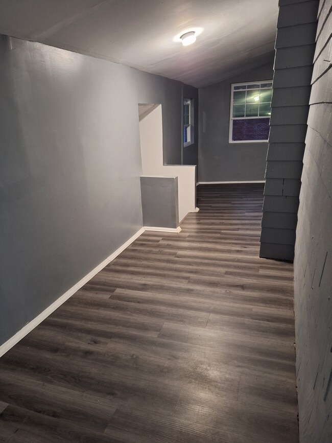 Enclosed porch - 197 Tremont St Unit 2F