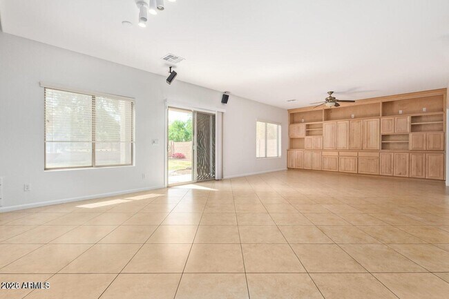 Photo - 4542 N 111th Dr