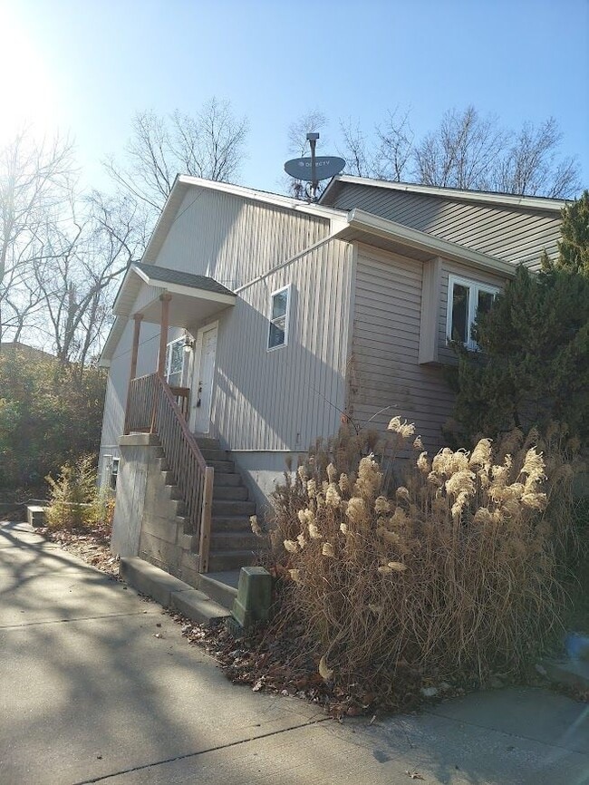 Photo - GLENDALE TOWNHOMES