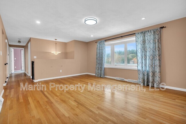 Photo - 7 Briarwood Rd