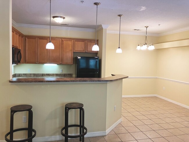 Photo - Campus View - Furnished 3 Bedroom, 3 Bathroom Apartment