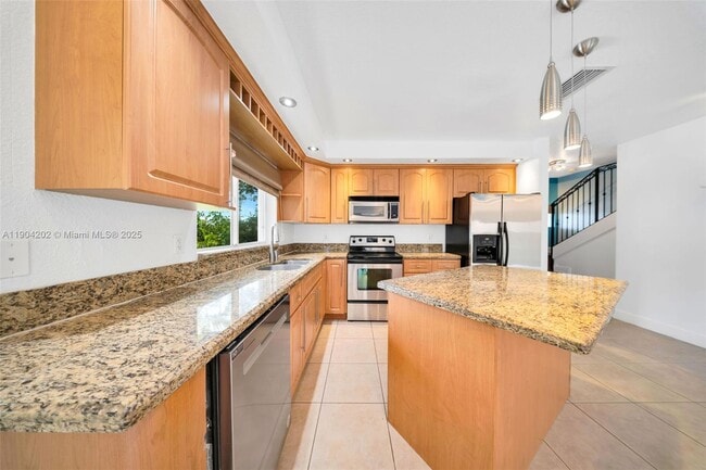 Photo - 2814 SW 27th St Unidad 1 Rental