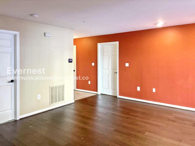 Photo - 104 Kendrick Pl Unidad Apartment 18