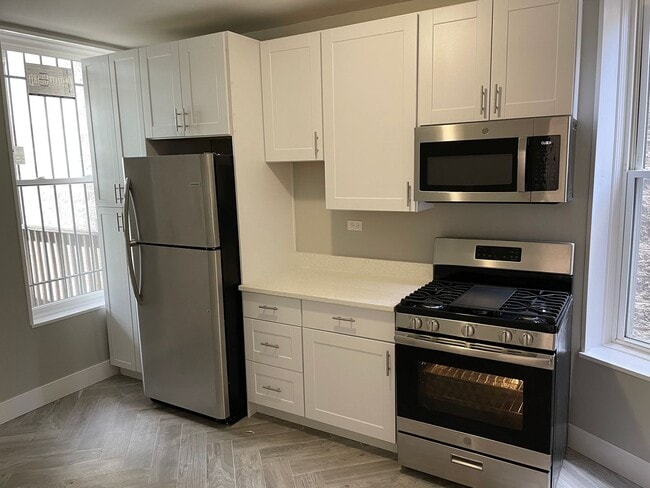 Photo - 1248 S Troy St Unidad 1