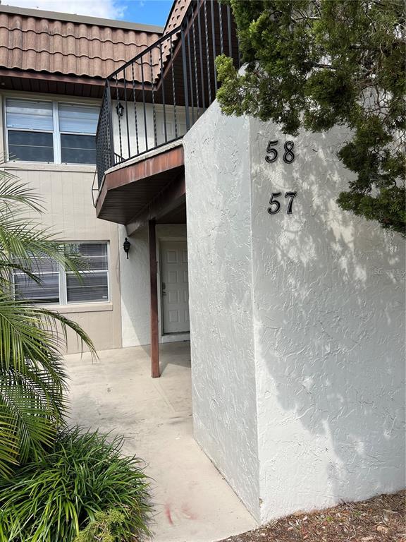 Building Photo - 57 Windtree Ln Unit G