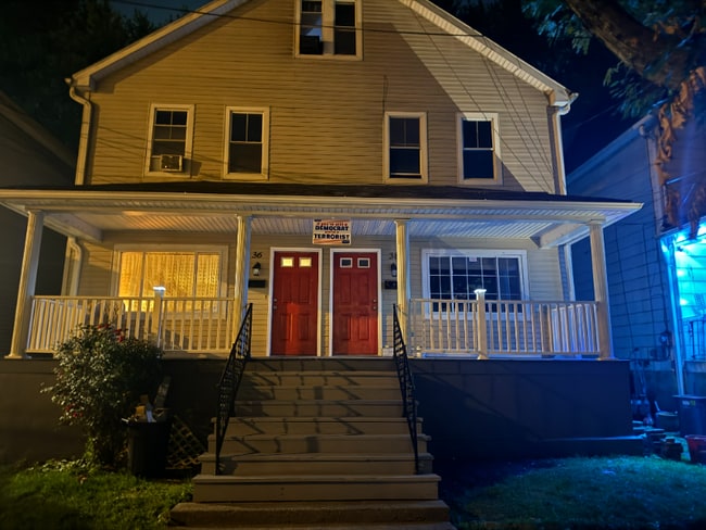 Building Photo - 38 S Gates Ave Rental