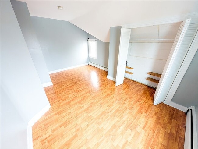 Photo - 53 Bancroft St