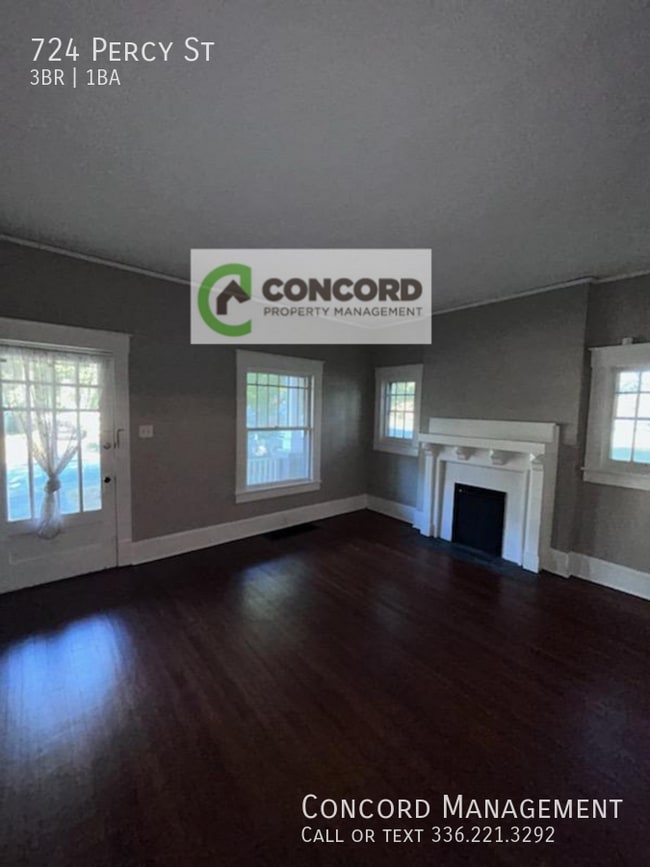 Photo - 724 Percy St