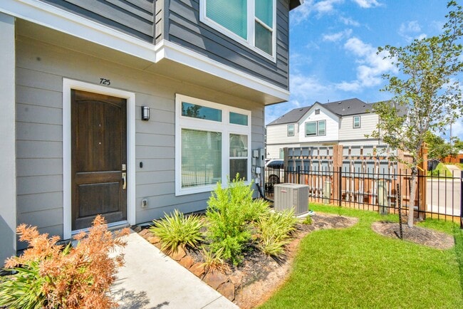 Photo - 791 Strawberry Pines Ct