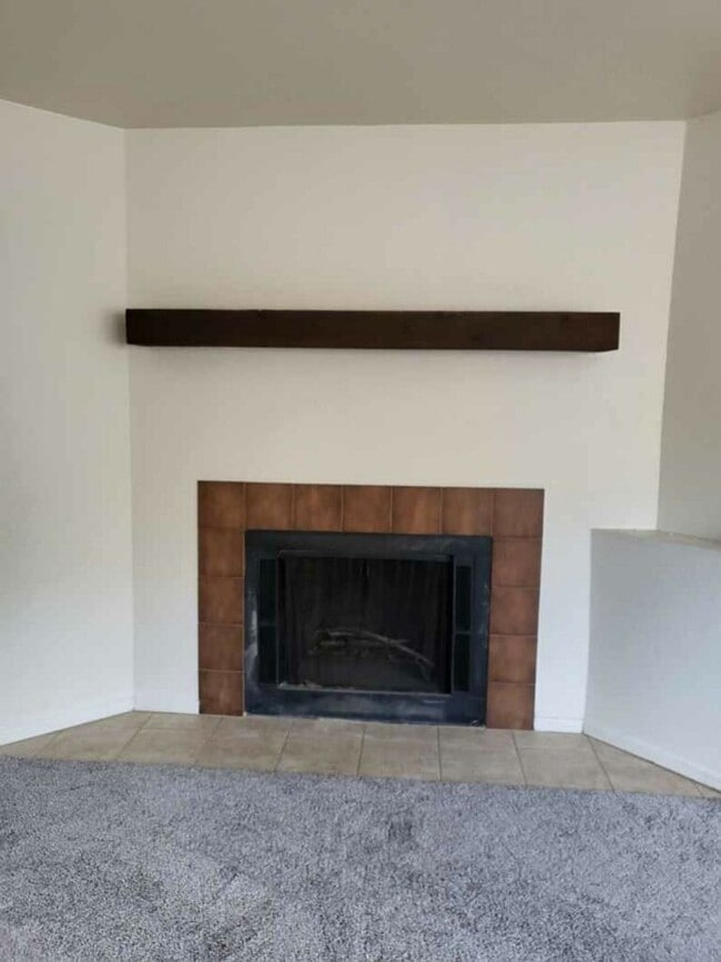 Photo - 5560 Bowden Loop Unit 5560 Bowden Loop #D — Lower