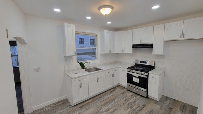 Photo - 7411 Park Ave Unidad 1