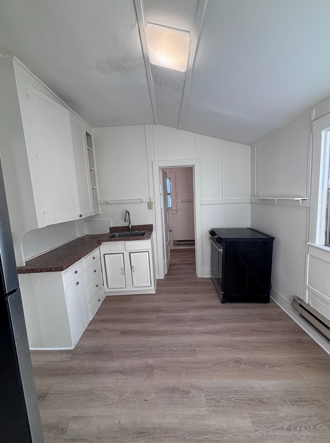 Photo - 411-417 E Halliday St. Unit 415 1/2 E Halliday