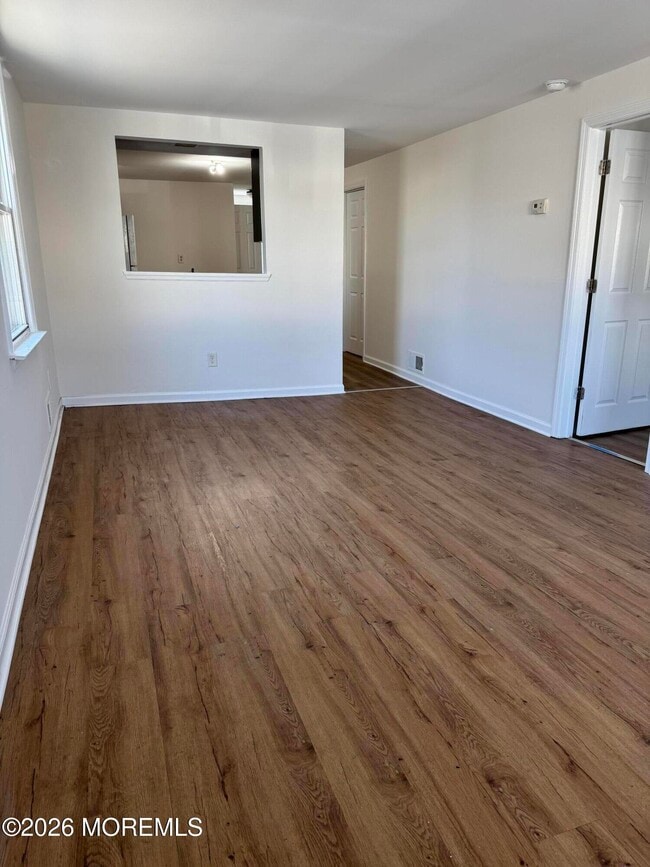 Photo - 14 Jahn St Unit A