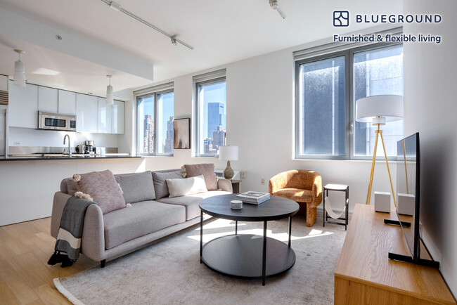 Building Photo - 550 W 54th St Rental