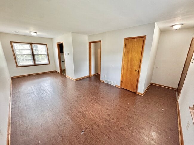 Photo - 1761 Cornelia Ln