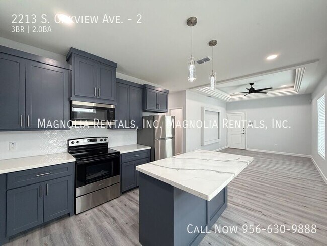 Photo - 2213 S Oakview Dr Unit 2