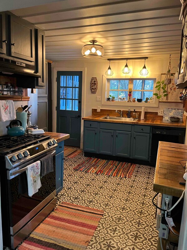 Photo - 12 Laurel Terrace