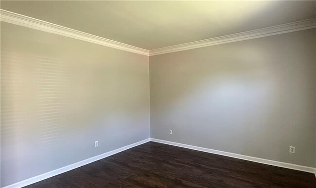 Photo - 2020 Bentwood Ct