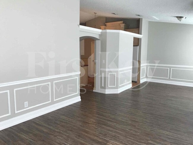 Photo - 1609 Whiting St SE