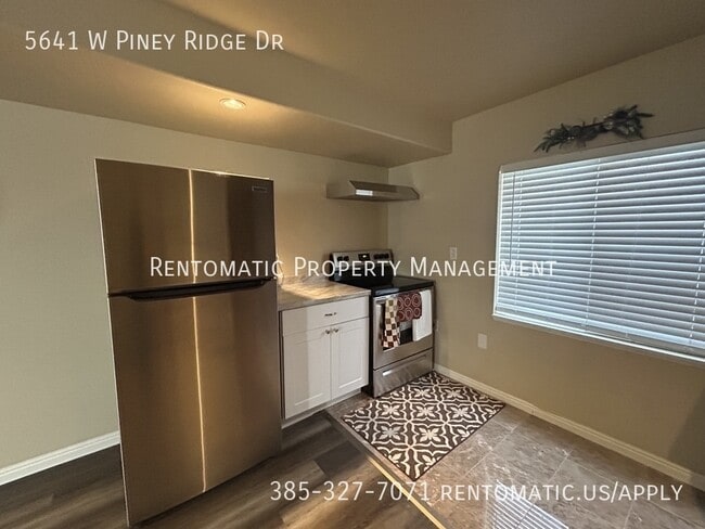 Building Photo - 5641 Piney Ridge Dr Rental