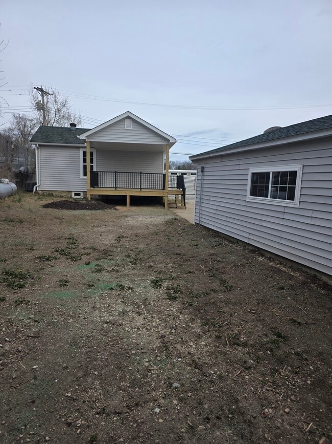 Photo - 715 Walnut St