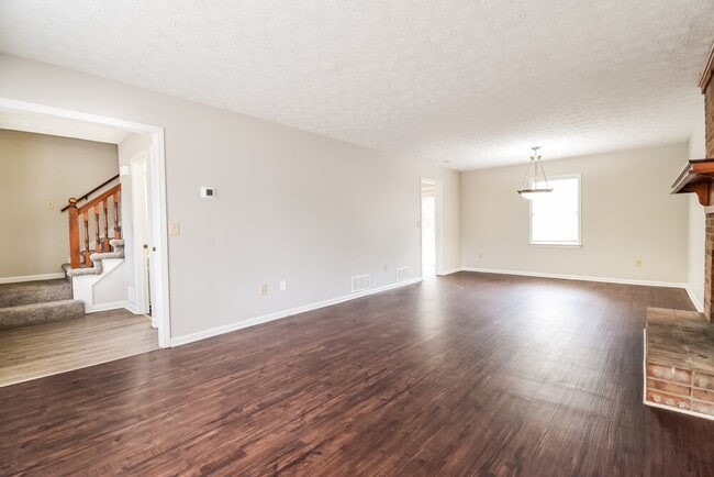 Photo - 1308 Autumn Hill Ln