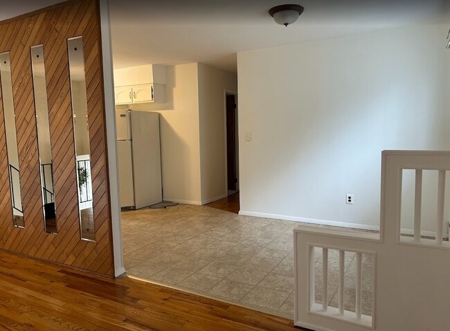 Photo - 306 S 5th St