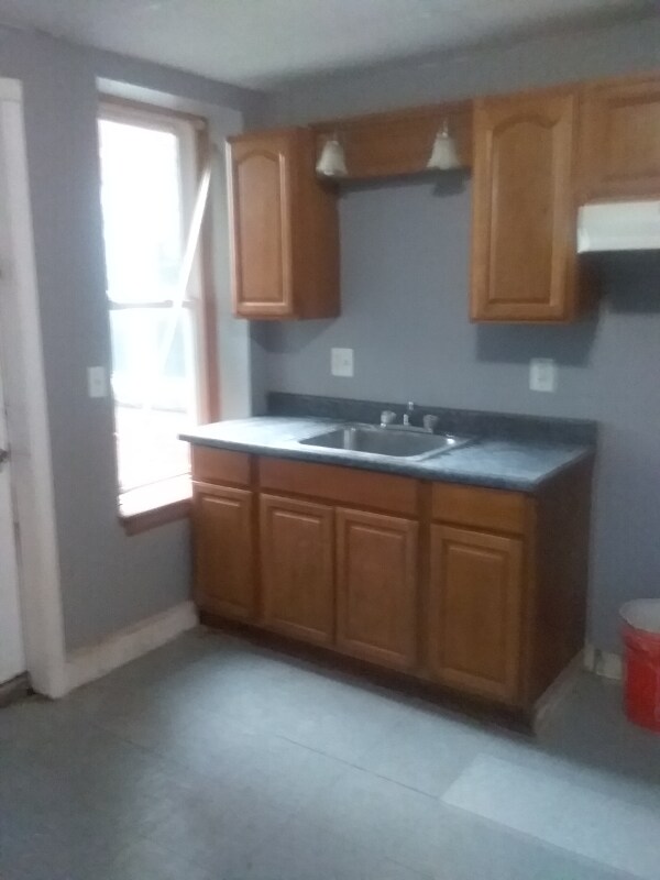 Photo - 123 Walnut St Apartment Unit 2r