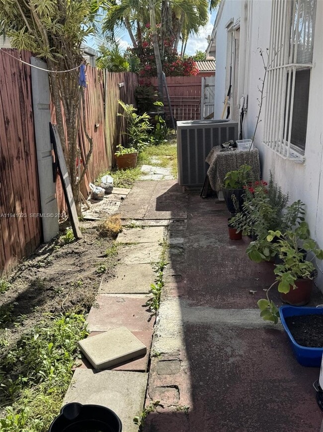 Photo - 10245 SW 37th Terrace Unit C