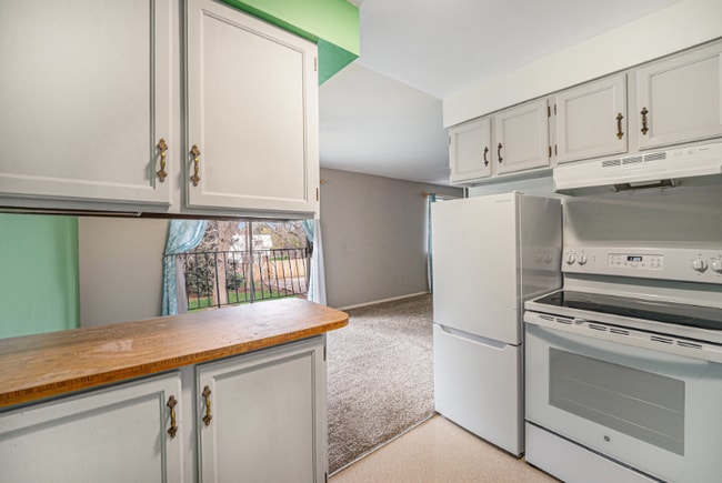 Photo - 8870 W Jewell Ave Unidad 11