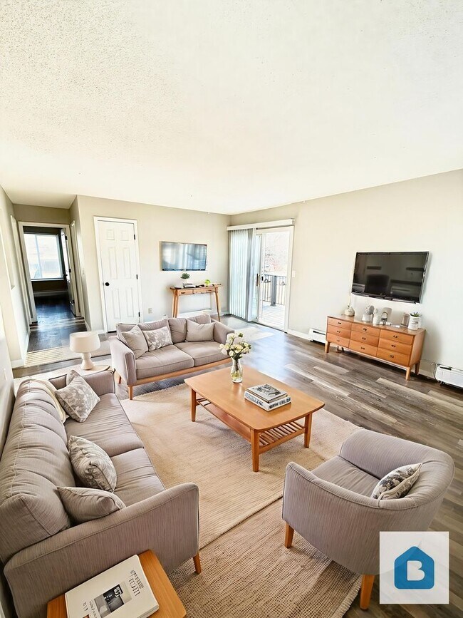 Photo - 4510 Picturesque-4 Unit 4