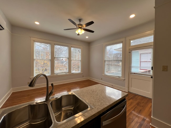 Photo - 516 E 8th St Unidad C