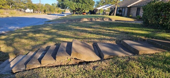 Photo - 1200 E Franklin St