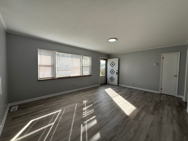 Photo - 3 Bedroom 1.5 Bathroom Home Located in Greeneville, TN