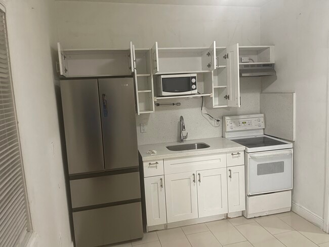 Photo - 2424 NW 1st St Unit A