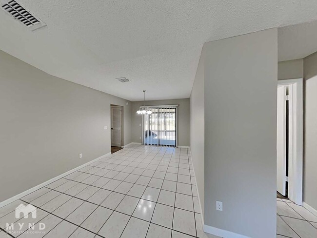 Photo - 6444 Diamond Leaf Ct N