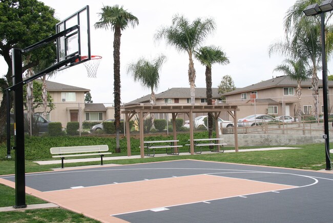 Montclaire Apartments