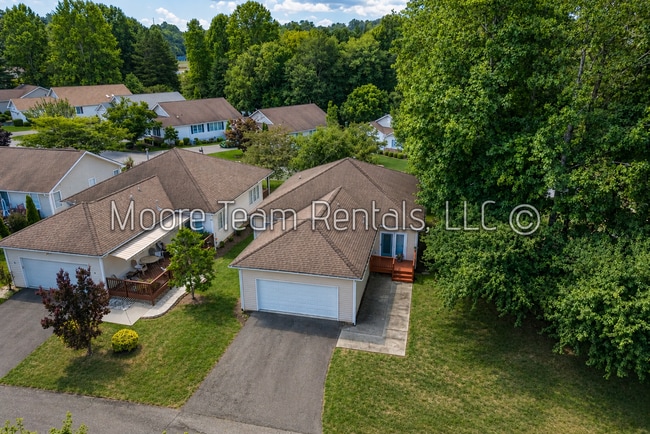 Photo - 250 Highland Golf Dr