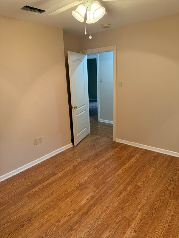 Photo - 5203 Byfaul Ave