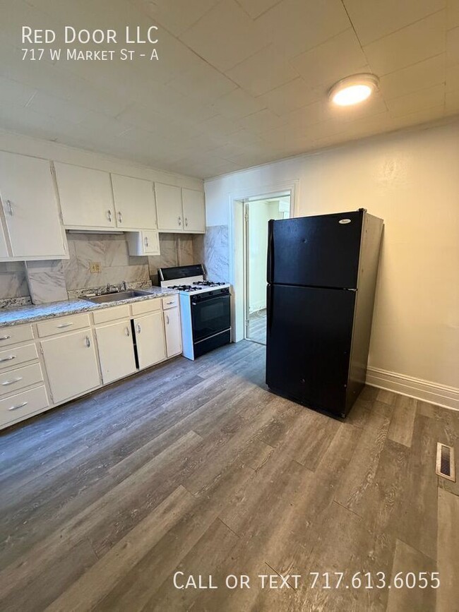 Photo - 717 W Market St Unidad A