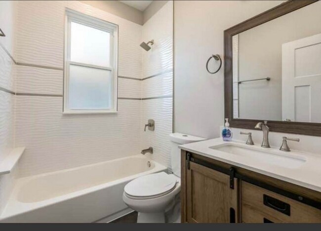 Photo - 522 N Humphrey Ave Unit 1