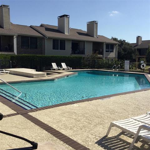 Building Photo - 4748 Old Bent Tree Ln Unit 207