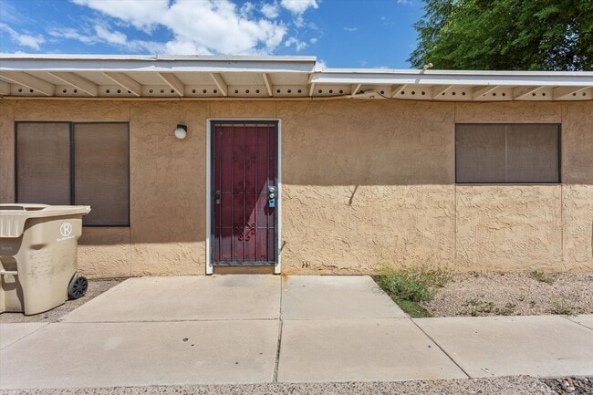 Photo - 7010 N 68th Dr Unit 1