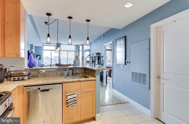 Photo - 3600 S Glebe Rd Unidad 525W