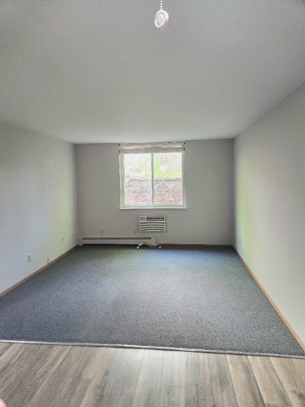 Photo - N86W16351-W16351 Appleton Ave Unidad 25