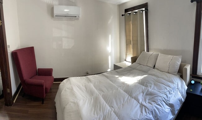 Photo - 86-88 Mechanic St Unit #1