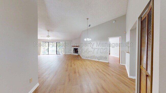 11290 Southbury Pl