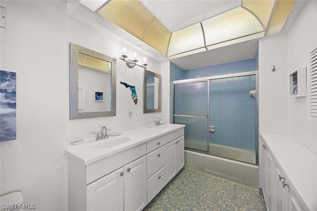 Building Photo - 58 N Collier Blvd Unit 2101