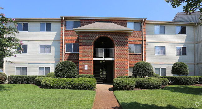 Building Photo - Westover Station Rental