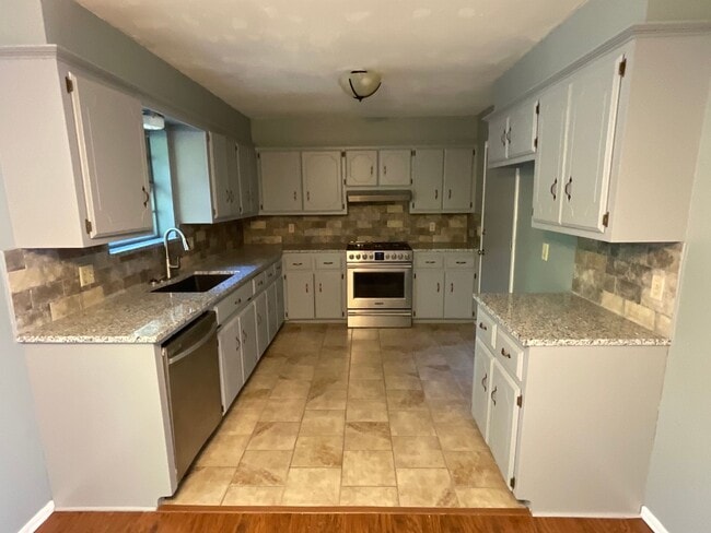 Photo - 706 N 5th St